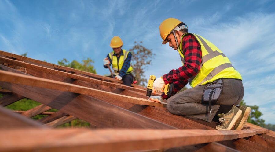 Professional gutter cleaning in Lindside, WV